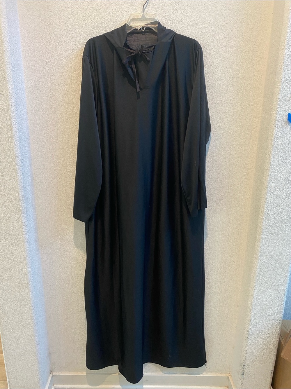 Black Hooded Long Sleeve robe - Halloween